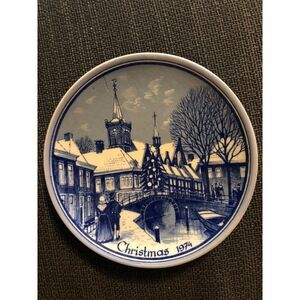 Genuine Delft Christmas Plate 1974 Holland Netherlands Reform Church Dongeradeel